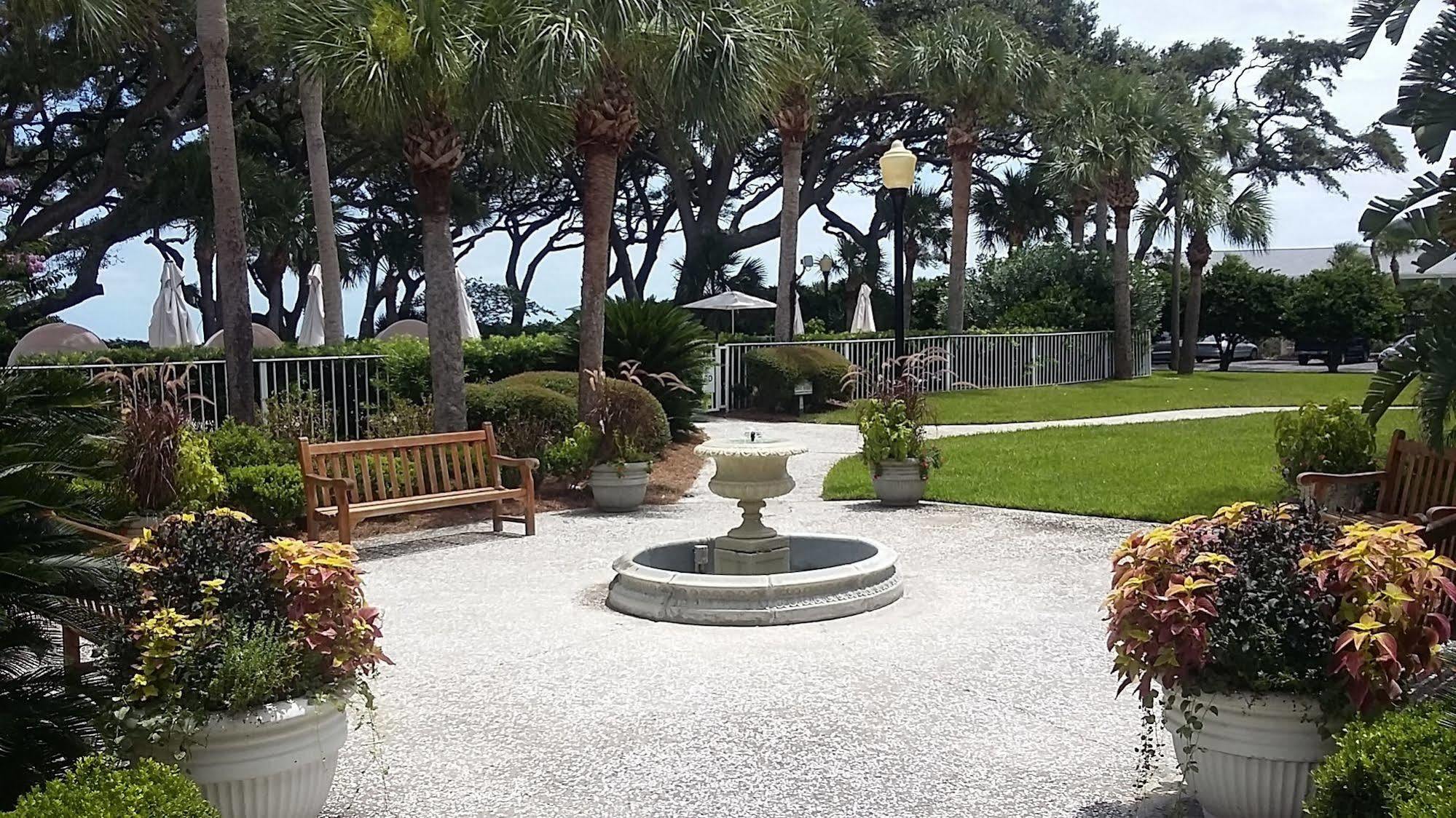 Beachview Club Hotel Jekyll Island Exterior photo